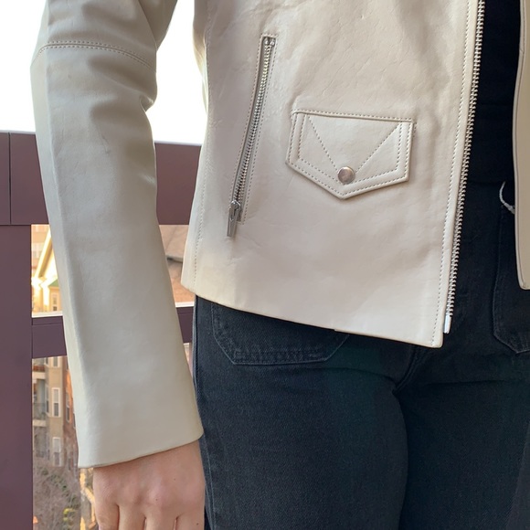 COPY - VEDA 100% lamb leather motorcycle jacket in perfect condition! - Picture 3 of 8